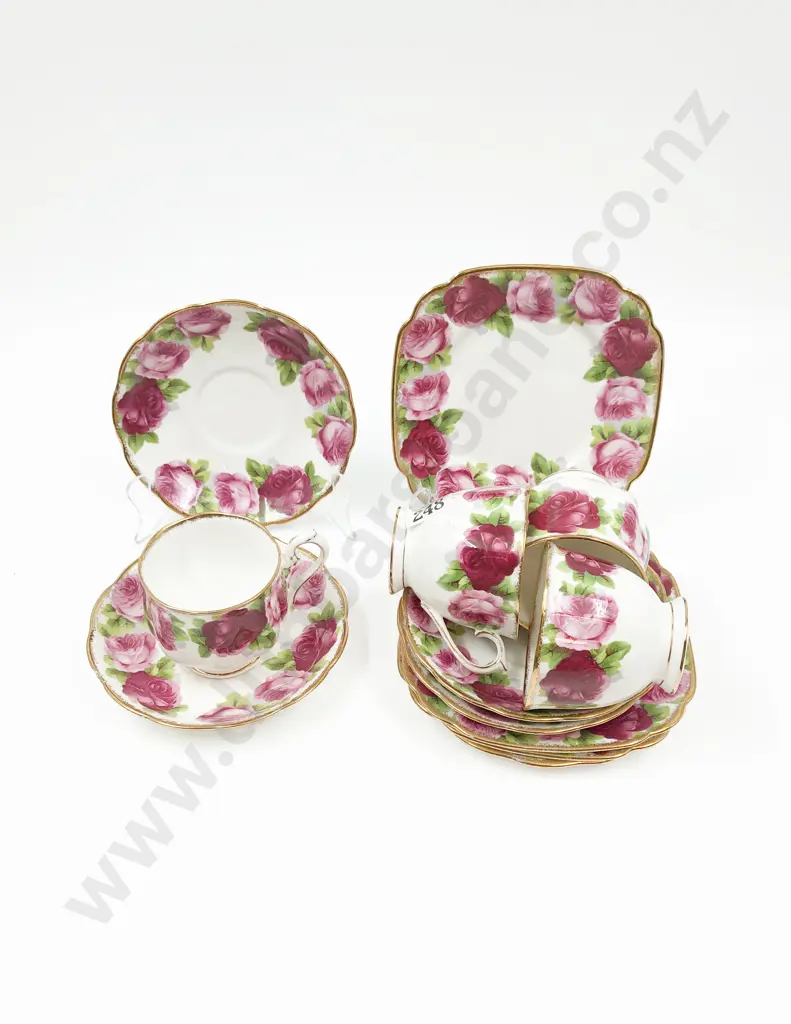 Four Royal Albert 'Old Country Roses' Trios Image 1++