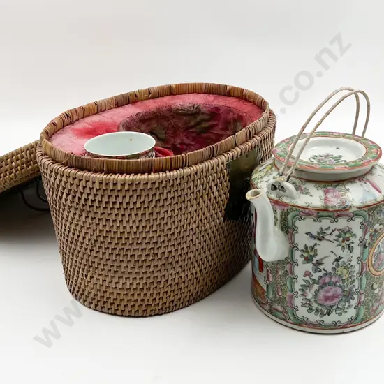 Cantonese Teaset in Wicker Lidded Basket