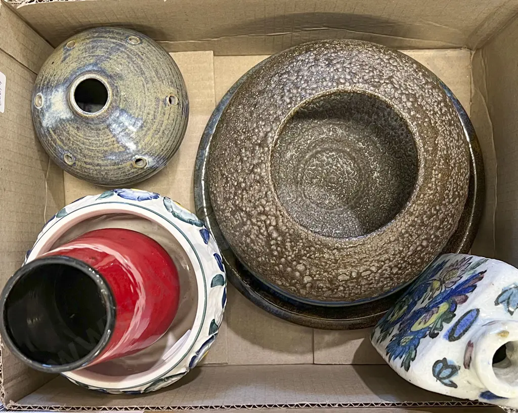 Box of Assorted Pottery Including Vintage Image 1++