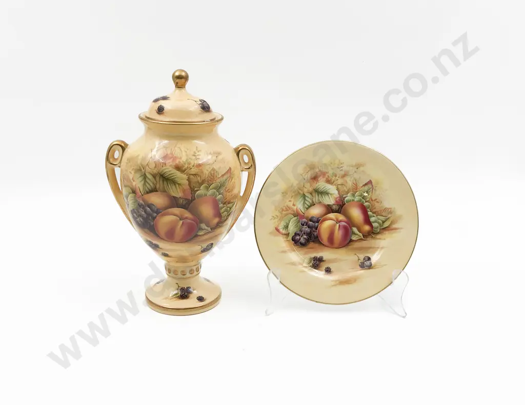 Aynsley "Orchard Gold" Urn with Cover Together with Plate Image 1++