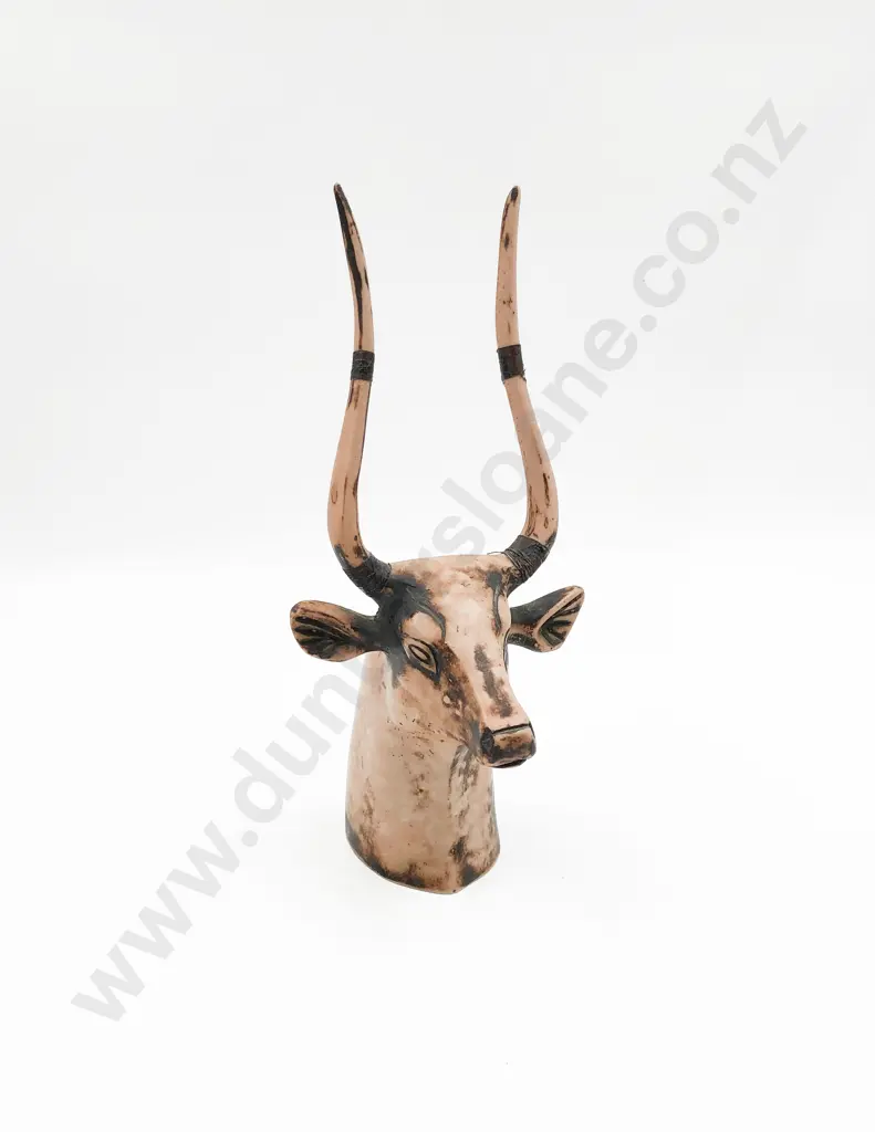 Resin Bull Bust Image 1++