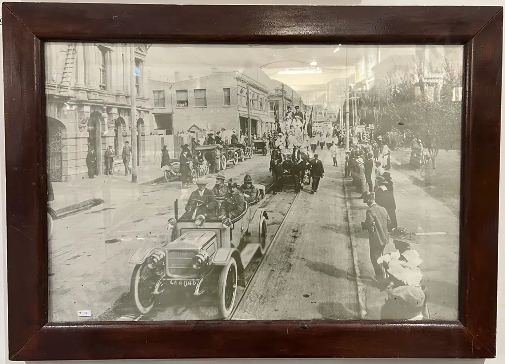 Vintage Framed Photograph & Other Image 1++