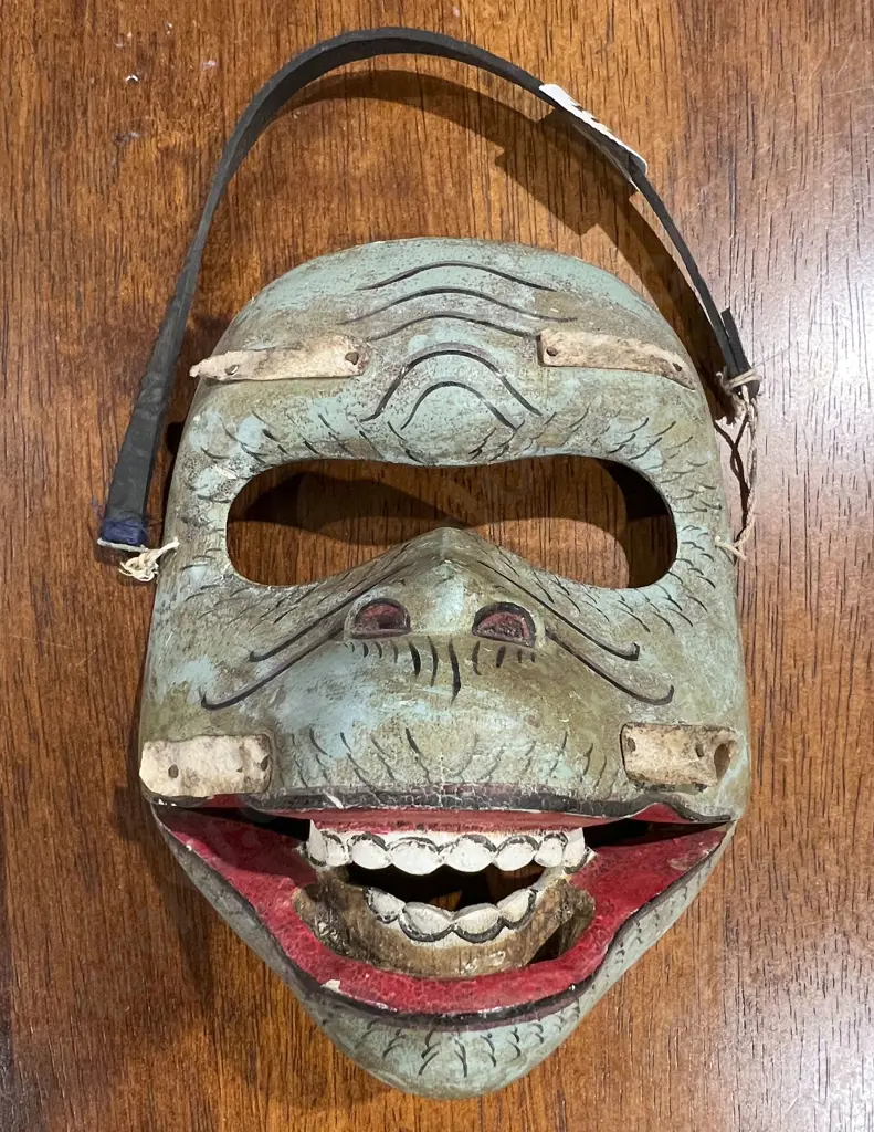 Vintage Asian Articulated Mask Image 1++