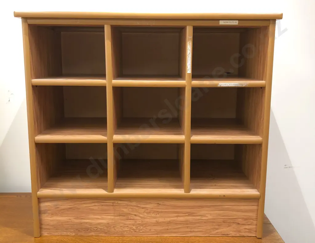 Modern Pigeonhole Unit Image 1++