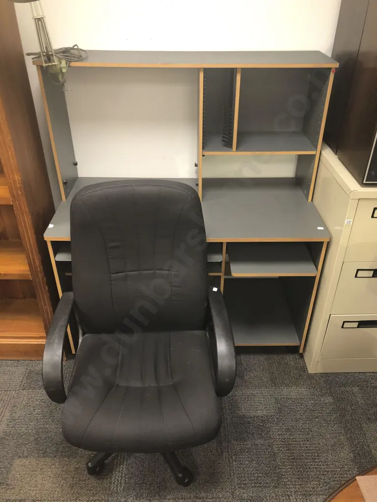 Modern Office Desk & Chair Image 1++