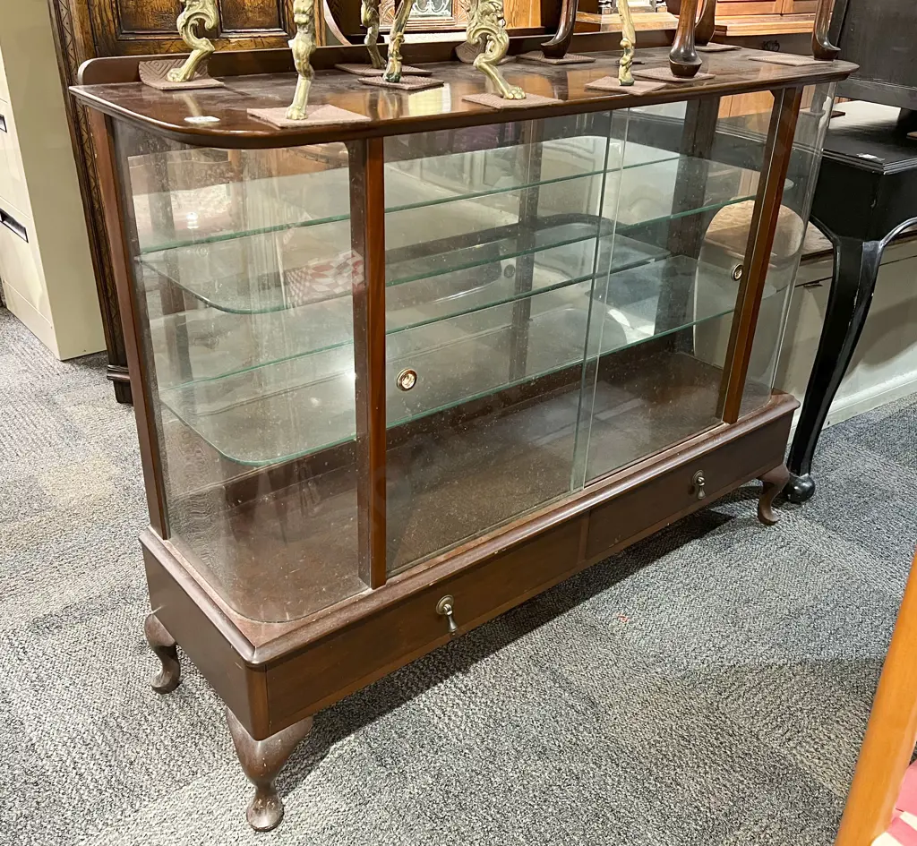 China Cabinet Image 1++