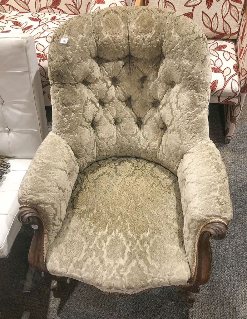 Victorian Button Back Grandfather Chair Image 1++