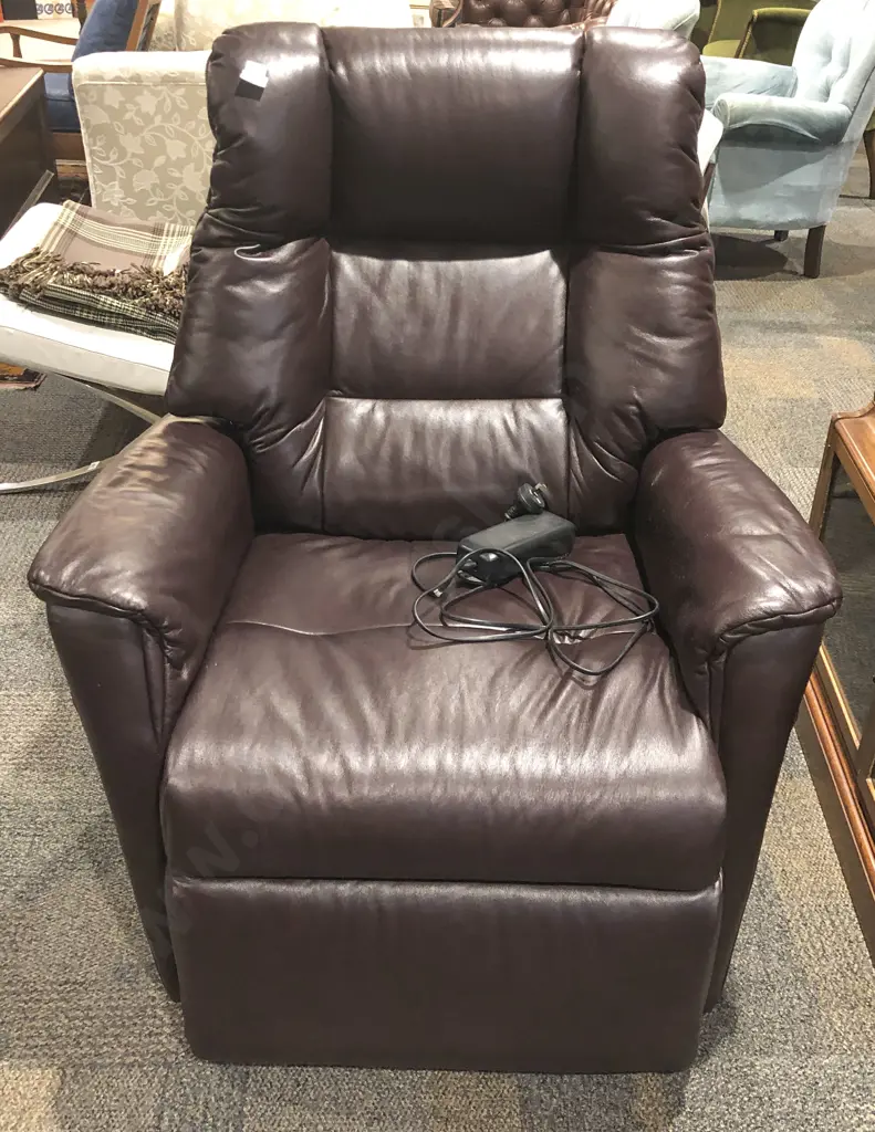 Leather Electric Recliner Image 1++