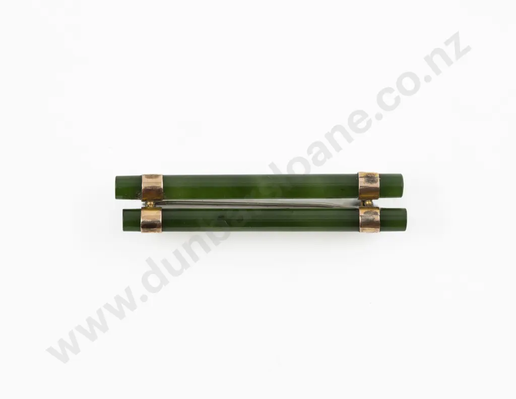 9ct Mounted Greenstone Double Bar Brooch Image 1++