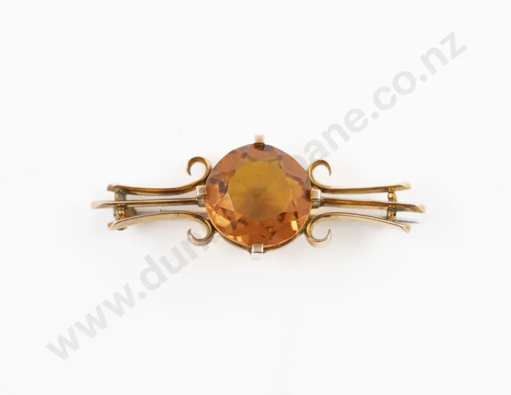 9ct Single Cairngorm Brooch Image 1++