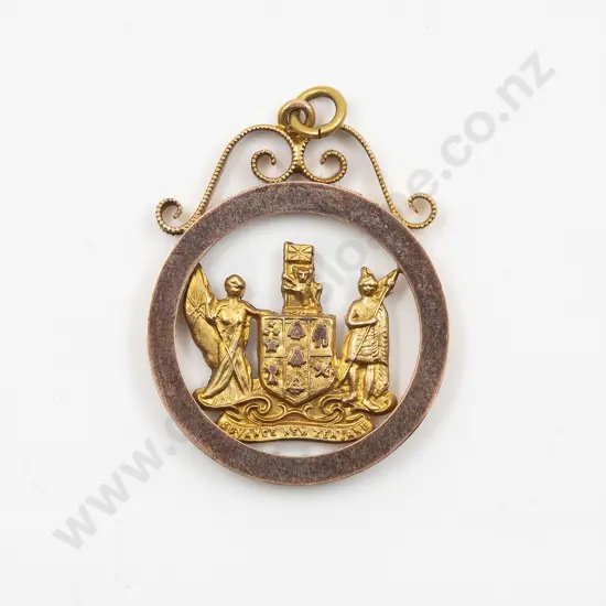 9ct NZ Coat of Arms Medallion Fob