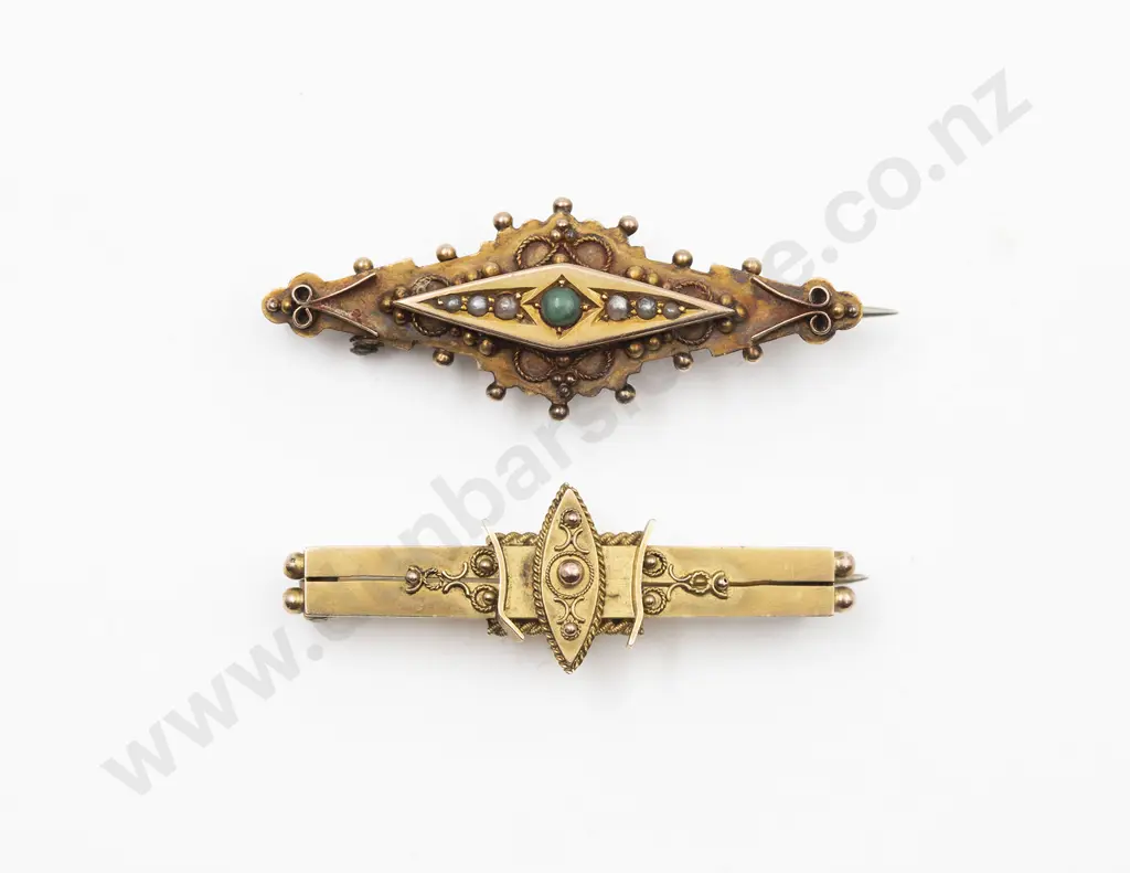 Two 9ct Victorian Bar Brooches Image 1++