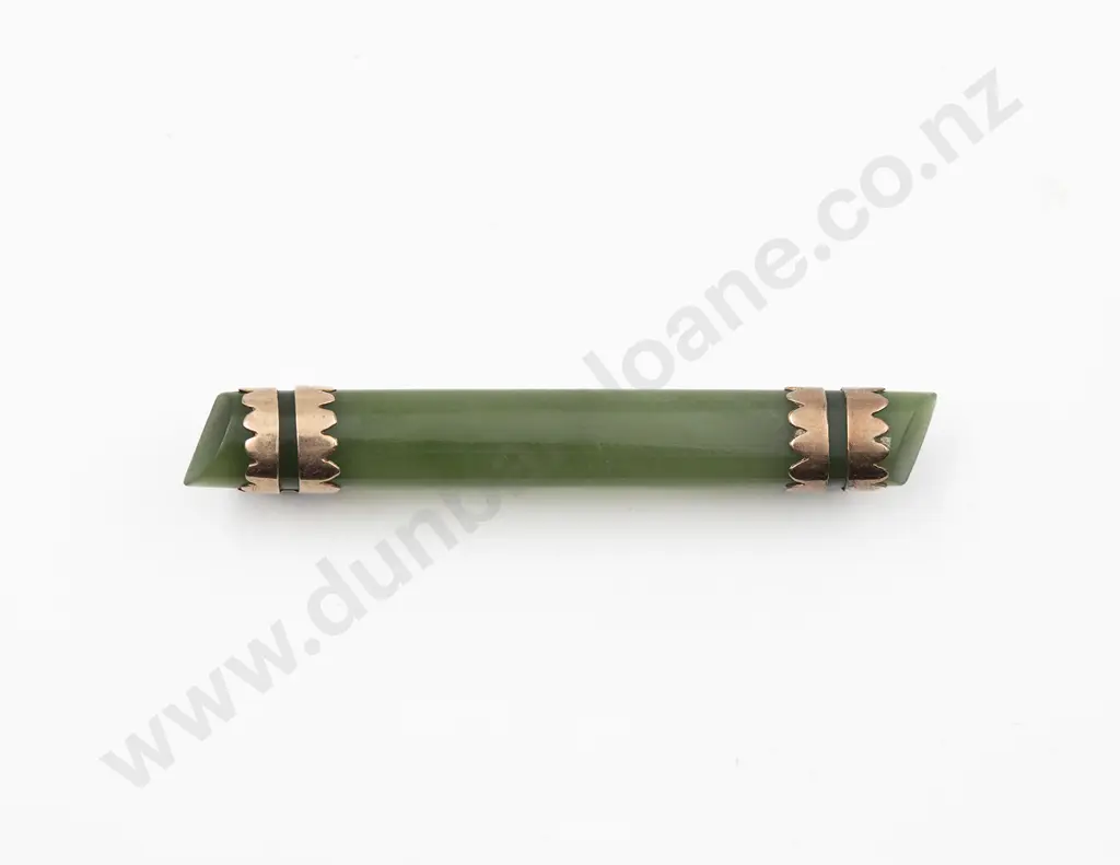 9ct Mounted Greenstone Plain Bar Brooch Image 1++