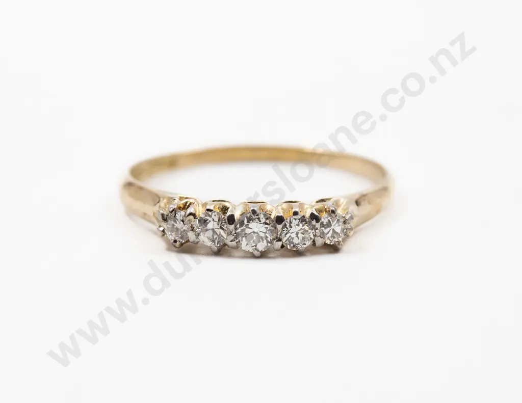 NZ Stewart Dawson & Co 18ct Five Stone Diamond Bridge Ring Image 1++