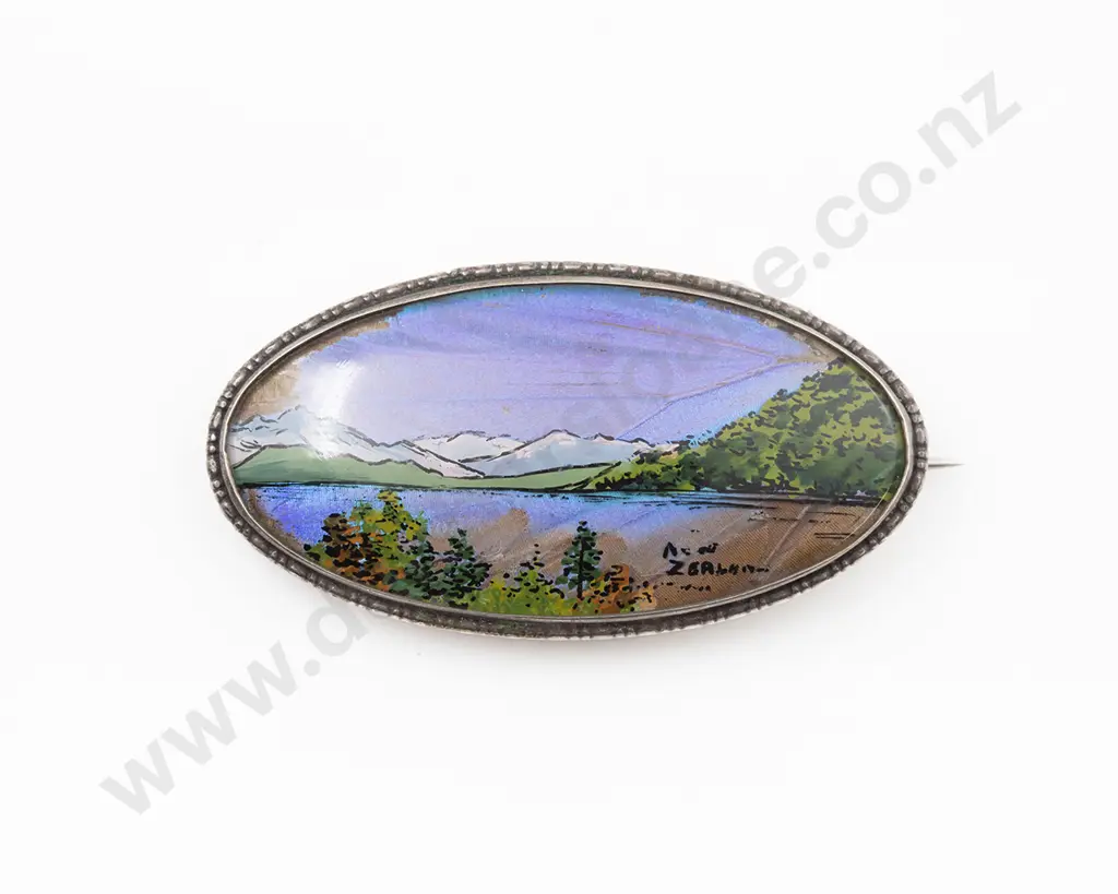 S/S Butterfly Wing Brooch Image 1++