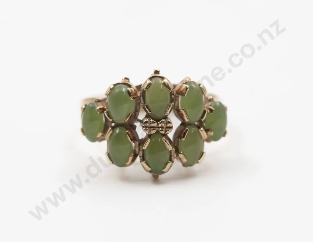 9ct Eight Oval Panel Greenstone Dress Ring Image 1++