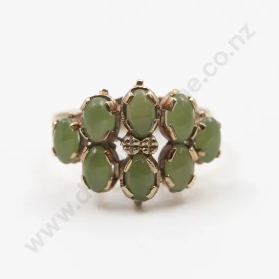 9ct Eight Oval Panel Greenstone Dress Ring