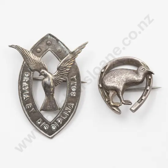 Columba College Roslyn Dunedin School Brooch