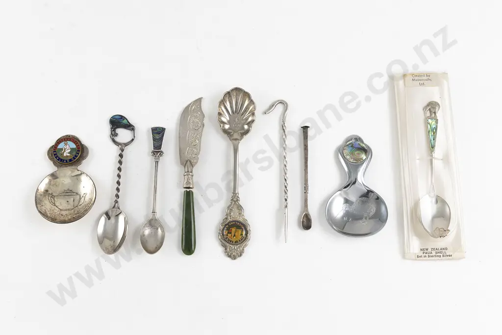 NZ S/S Greenstone Handled Butter Knife Image 1++