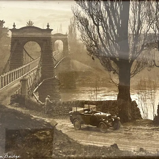 Whites Aviation - Alexandra Bridge