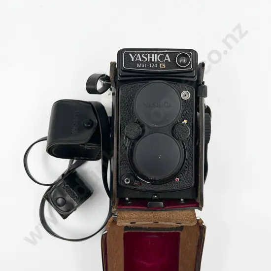 Yashica Mat-124G 1:2.8/80mm