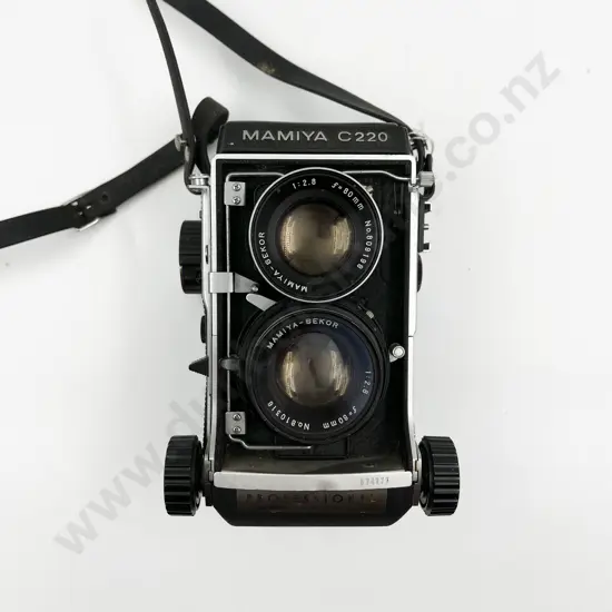 Mamiya C220 1:2.8/80mm