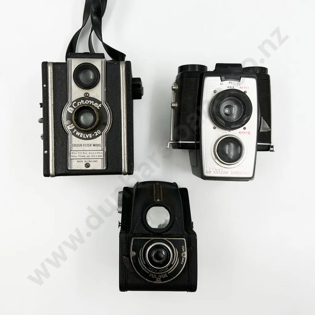 Collection of TLR Cameras Incl. Kodak Brownie Reflex 20 Image 1++