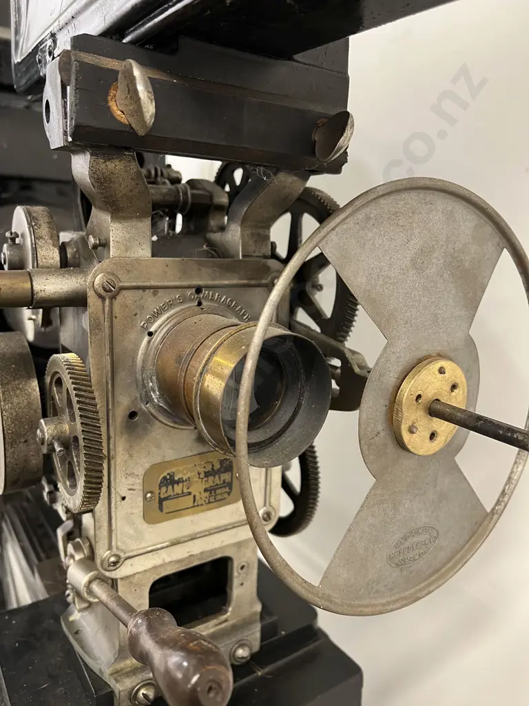 Antique Power's Theatre Cameragraph 6B 35mm Projector c.1909 Image 1++