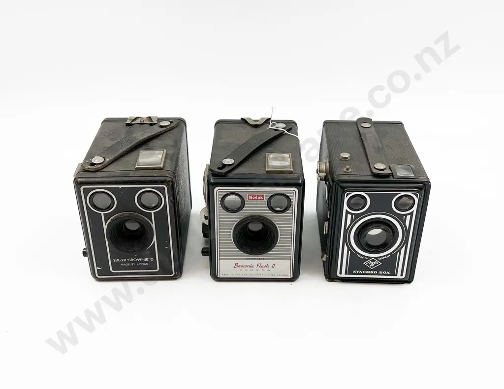 Kodak Brownie Box Camera & Two Others Image 1++