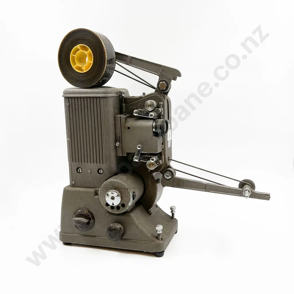 Specto 500 Projector Image 1++