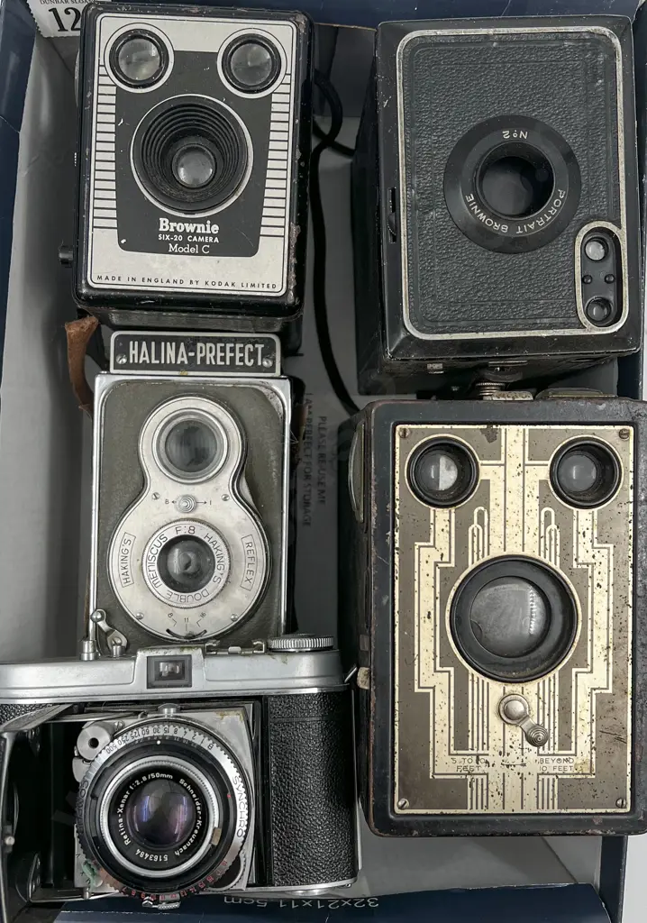 Five Assorted Film Cameras Image 1++
