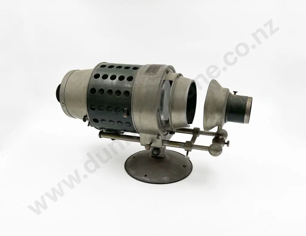 'Victor' The Day & Night Lantern Image 1++