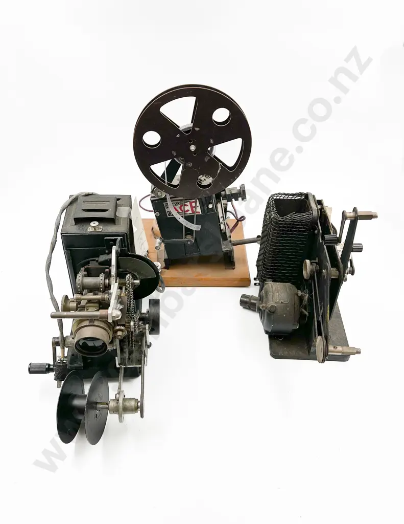 Three Homemade Projectors Image 1++