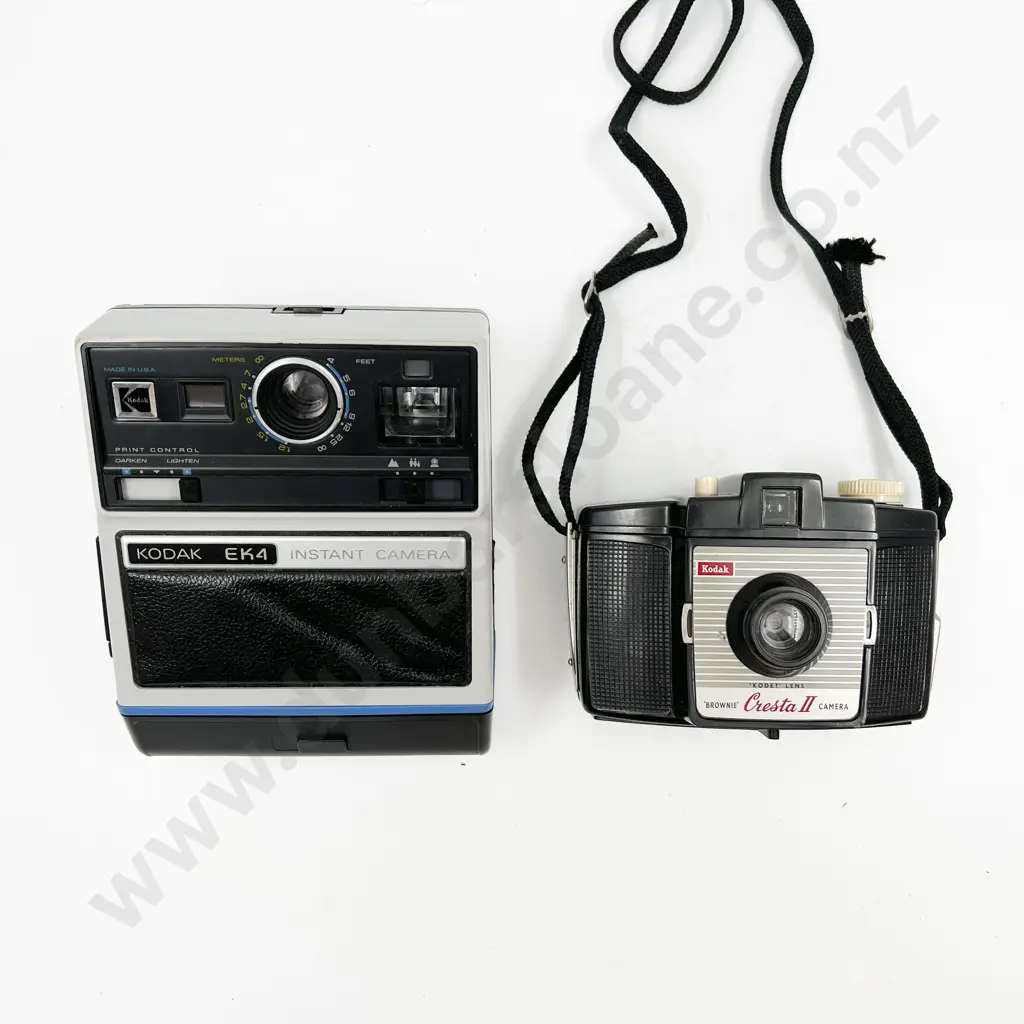 Kodak EK-4 Instant & Brownie Cameras Image 1++