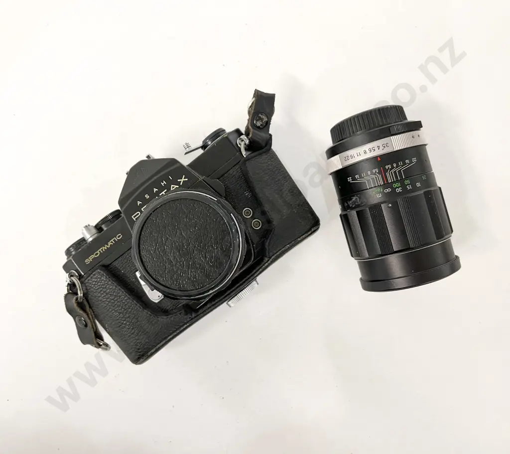 Pentax SP SLR & Soligor Lens in Leather Bag Image 1++