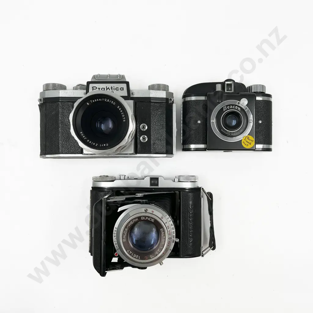 Praktica SLR & Two Rangefinder Cameras Image 1++