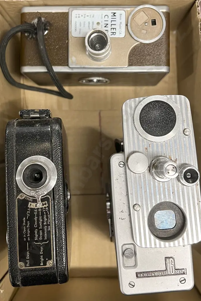 Three 8mm Film Video Cameras Image 1++