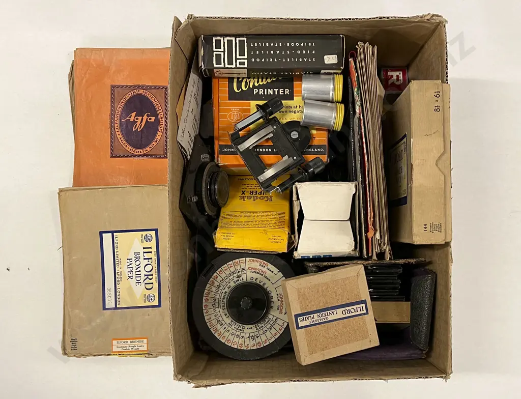 Assorted Quantity of Camera Accessories Image 1++