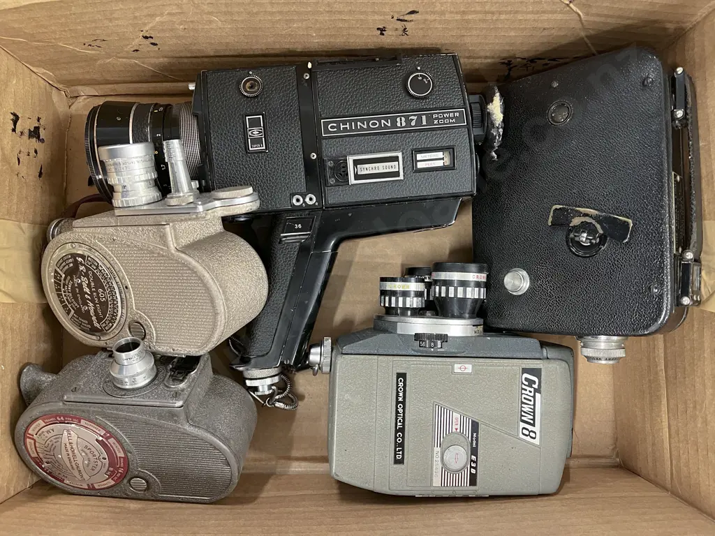 Five Various Movie Cameras Including Two Bell & Howell Image 1++
