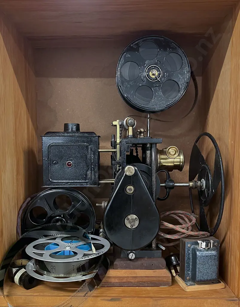 Pathe Cinema Projector Designed by Pierre-Victor Continsouza Image 1++