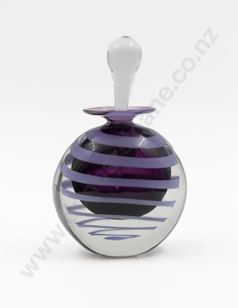Lynden Over Scent Bottle Image 1++