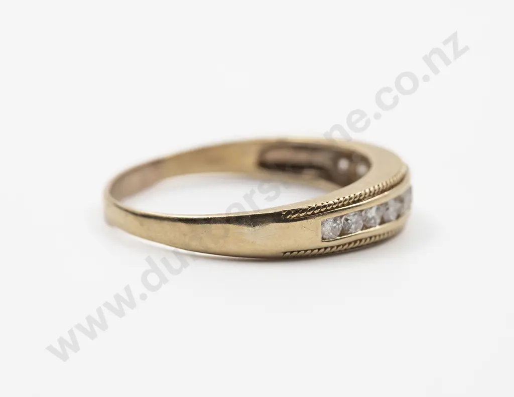 9ct Eleven Stone Diamond Band Ring Image 1++