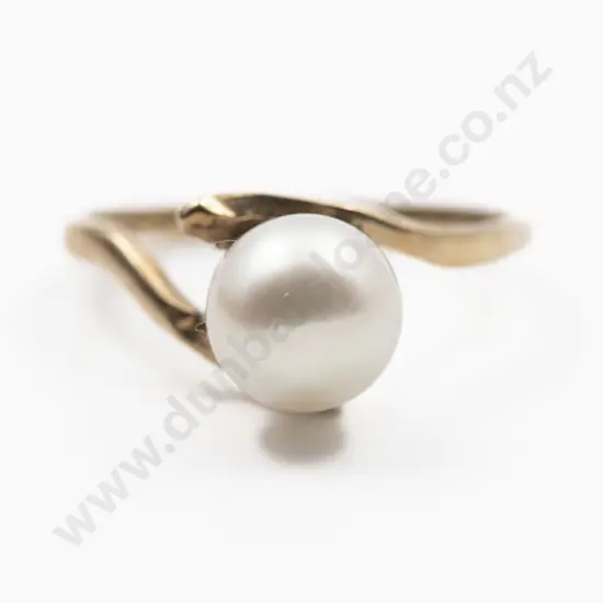 9ct Single 8mm Cultured Pearl Ring