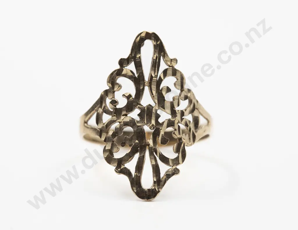 14ct Fancy Bright Cut Dress Ring Image 1++