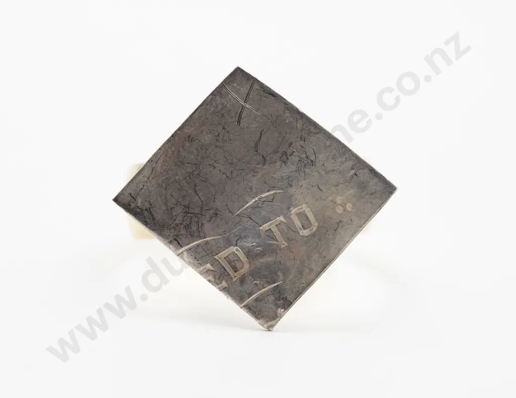 18ct Band Ring Image 1++