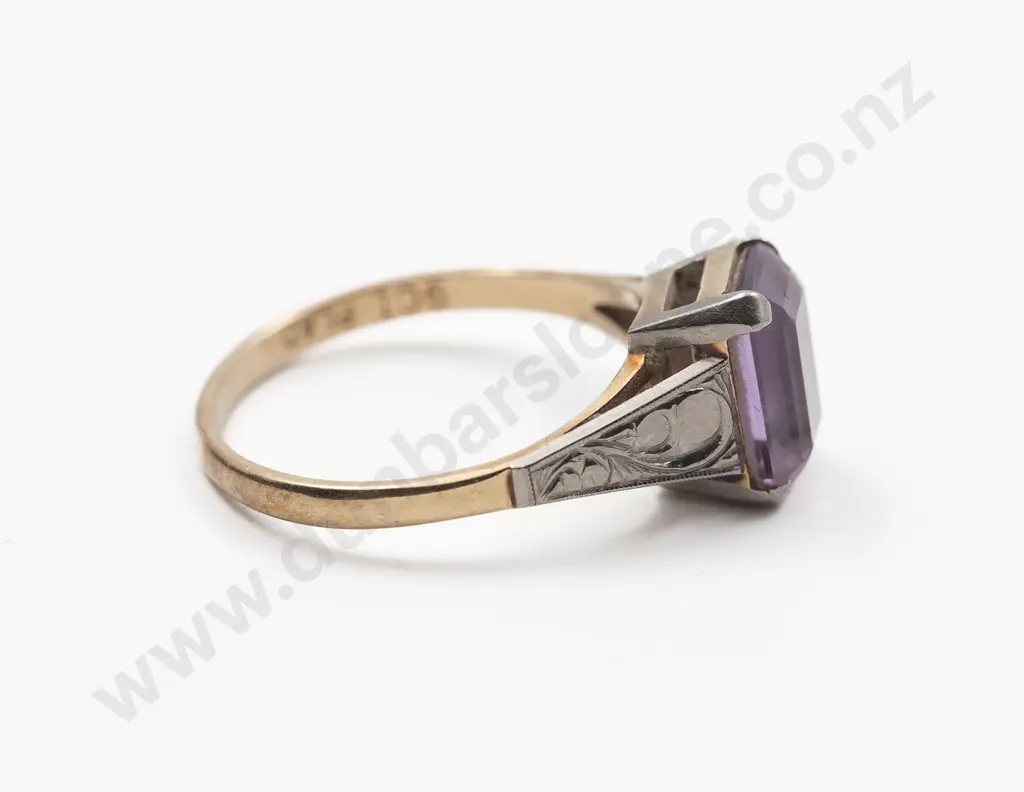 9ct and Palladium Single Amethyst Ring Image 1++