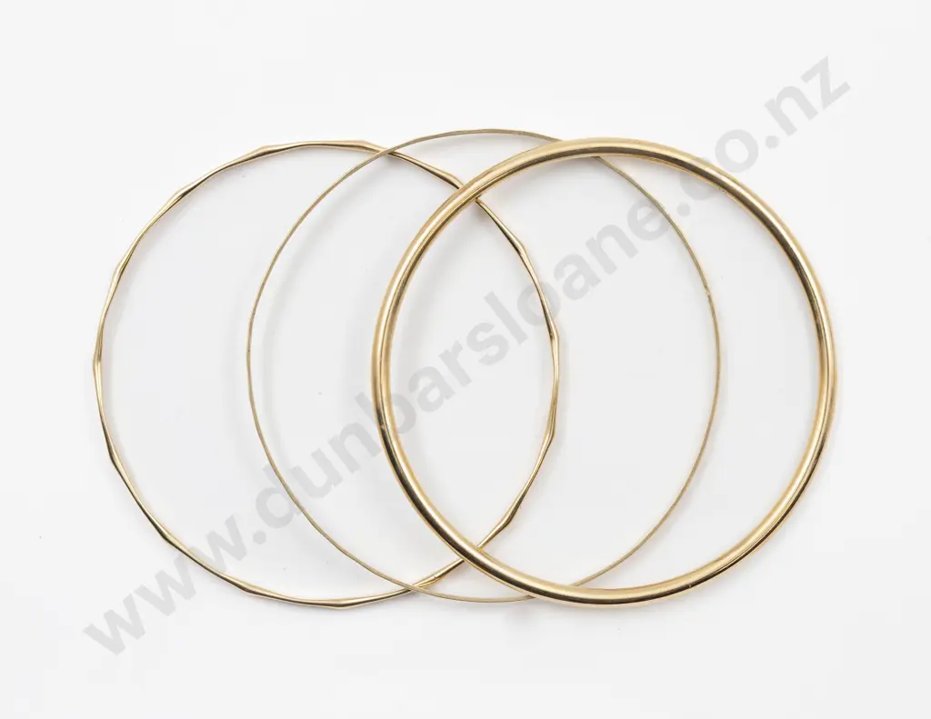 Three 9ct Bangles Image 1++