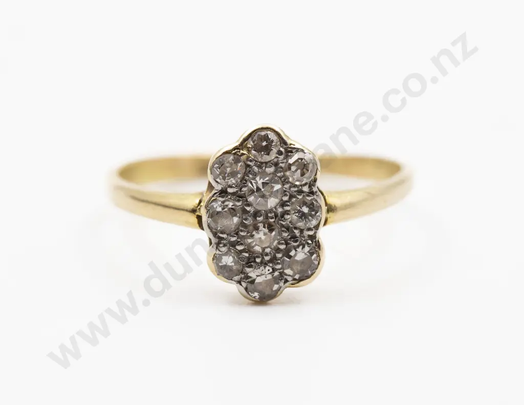 18ct Ten Stone Diamond Cluster Ring Image 1++