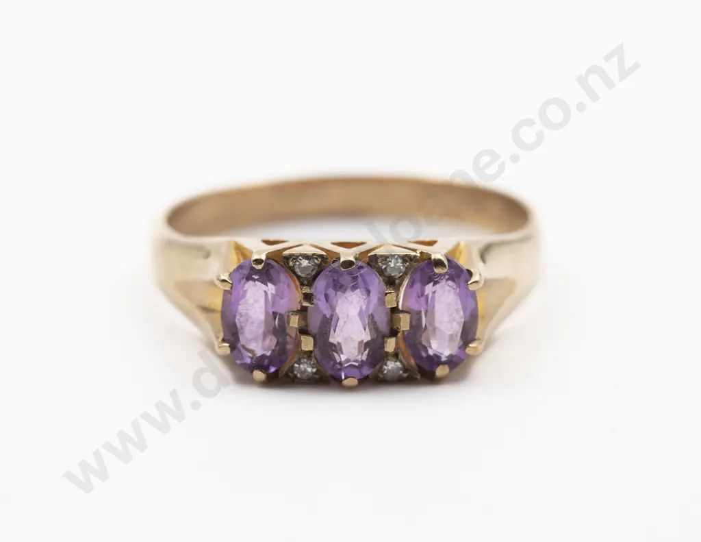 9ct Three Stone Amethyst Bridge Ring Image 1++