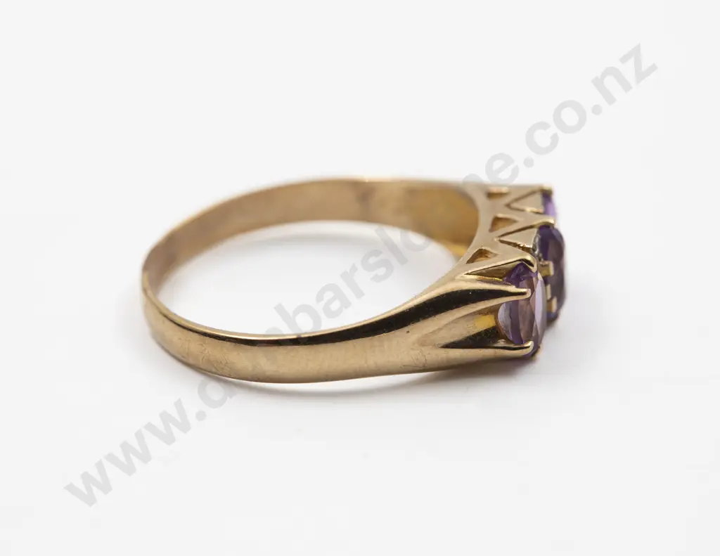 9ct Three Stone Amethyst Bridge Ring Image 1++